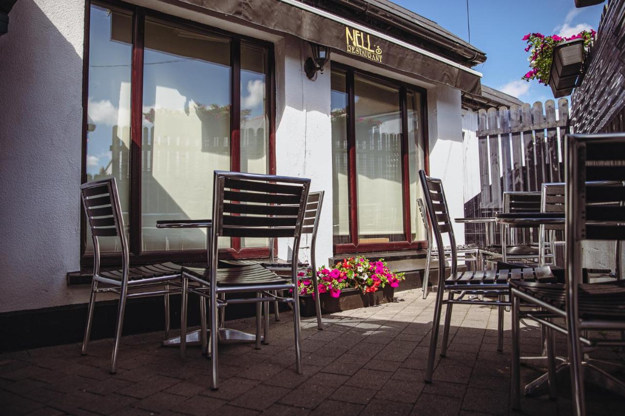 Muskerry Arms Bar And B&B Blarney Exterior foto