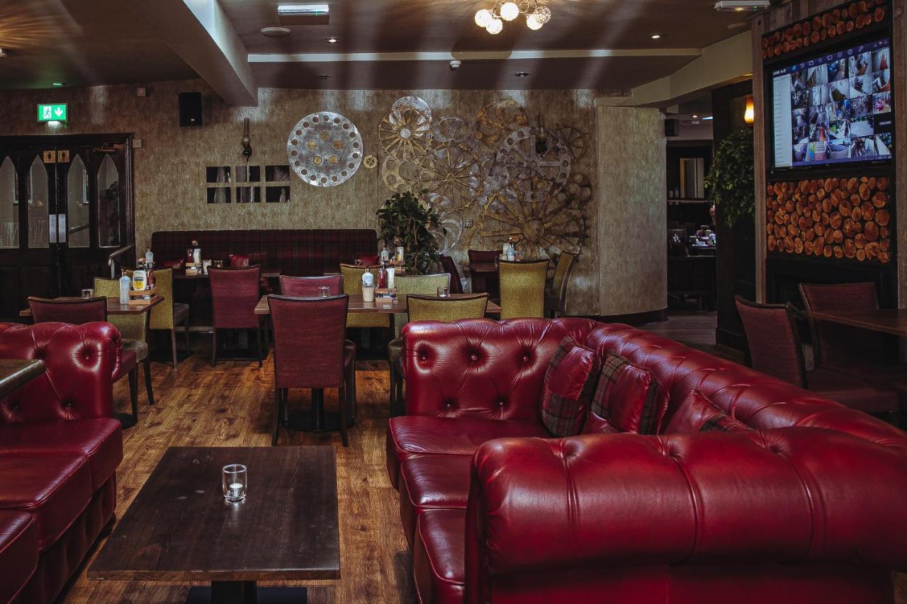 Muskerry Arms Bar And B&B Blarney Exterior foto